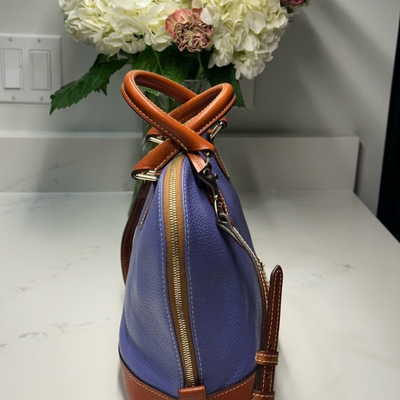 Dooney & Bourke Pebble Grain Zip Zip Satchel Shoulder Tote Bag in Purple/Brown - Picture 4 of 11